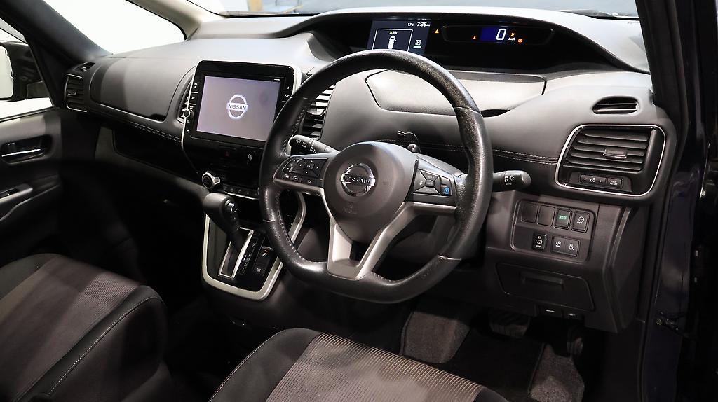 2017 Nissan Serena Highway Star Pro-Pilot Edition image 331801