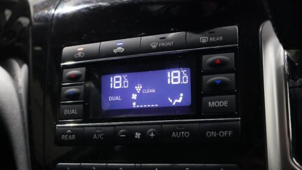 2013 Nissan Elgrand 250 Highway Star Black Leather image 335844