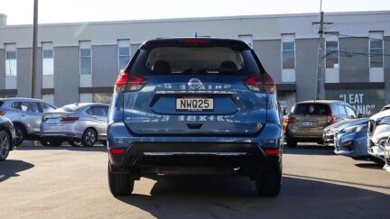 2021 Nissan X-trail ST 2.5P/4WD/ NZ NEW image 333200