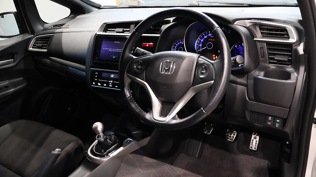 2016 Honda Jazz RS 1.5P/6MT/HA/5DR/5 image 331710