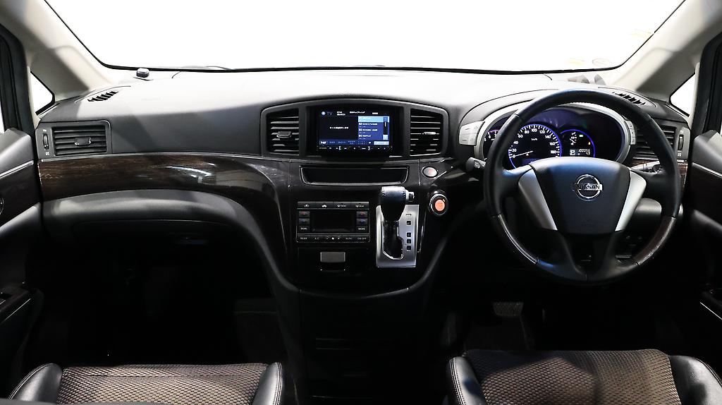 2013 Nissan Elgrand image 330853