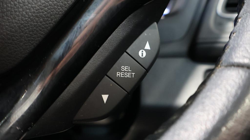 2015 Honda Vezel Hybrid X image 331696