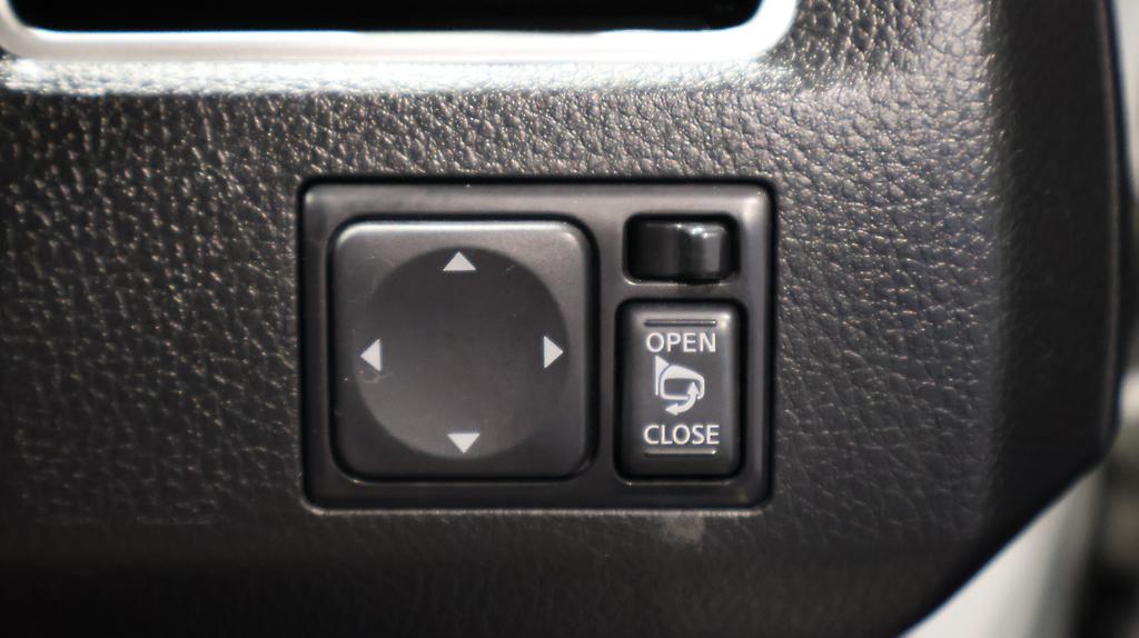 2014 Nissan Serena Highway Star S-Hybrid image 334102