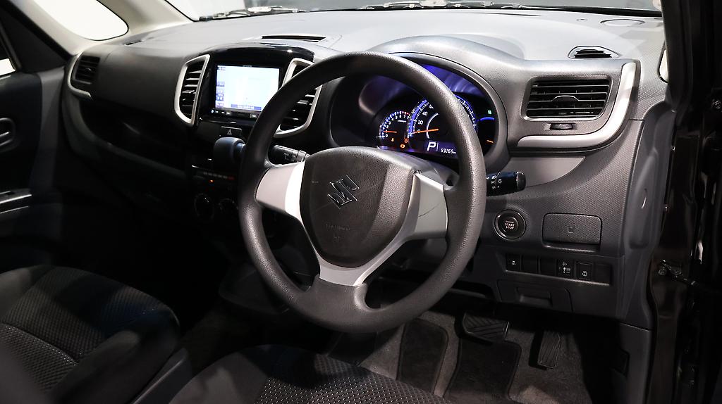 2015 Suzuki Solio G Limited image 335945