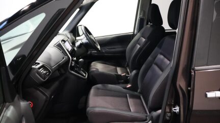 2016 Nissan Serena Hybrid Highway Star image 332290