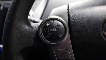 2018 Toyota Prius ALPHA image 335733