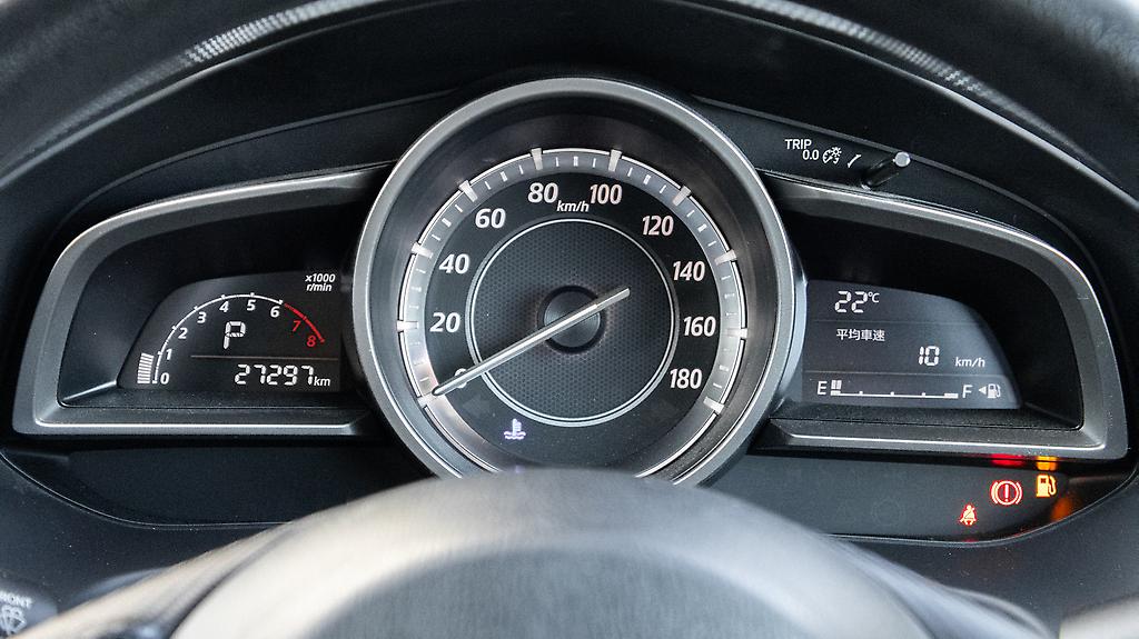 2014 Mazda Axela Low KMS! 15 S Push start, I stop image 331551