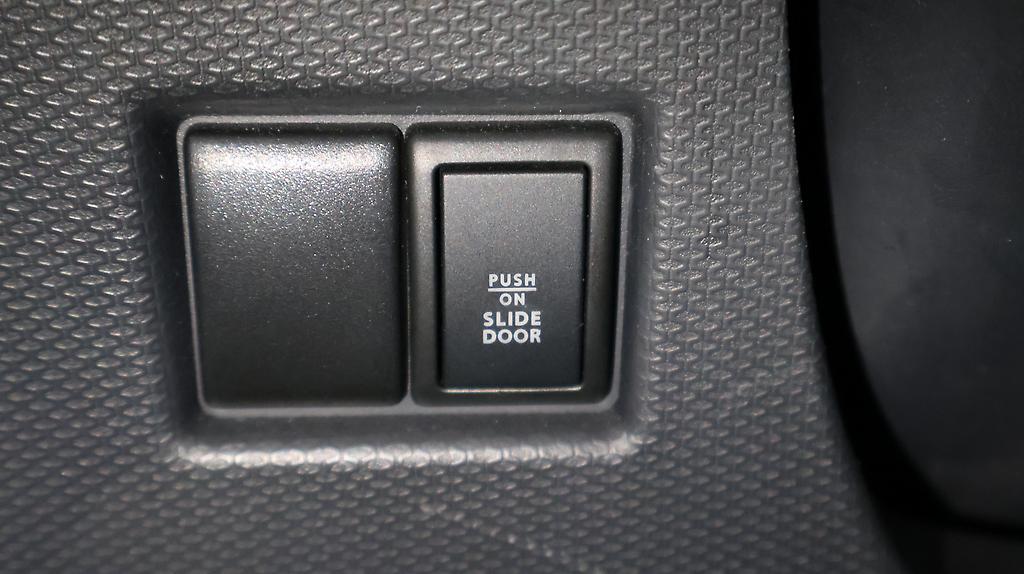 2015 Suzuki Solio G Limited image 335952