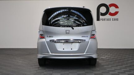 2013 Honda Freed Hybrid image 331590
