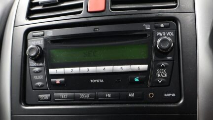2012 Toyota Auris image 330833
