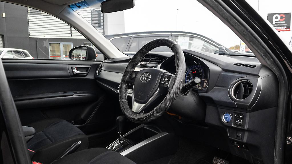 2013 Toyota Corolla Fielder Hybrid F Push start image 331211