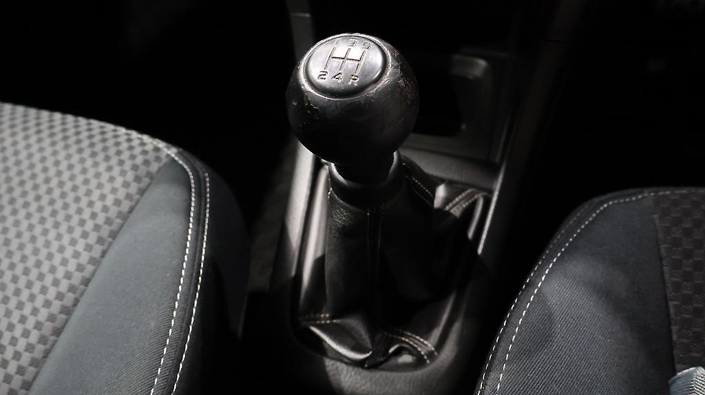 2015 Suzuki Swift RS 5 Speed Manual image 332041