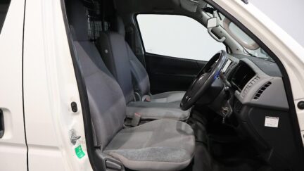 2009 Toyota Hiace 5 Door High Roof –  Roof Racks image 331074