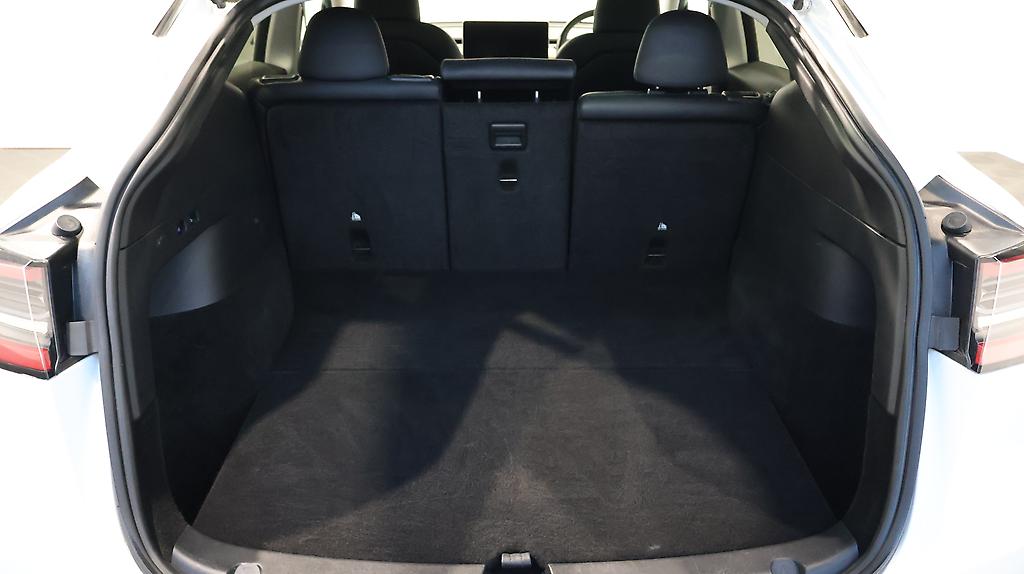2022 Tesla Model Y REAR WHEEL DRIVE 60K image 333929