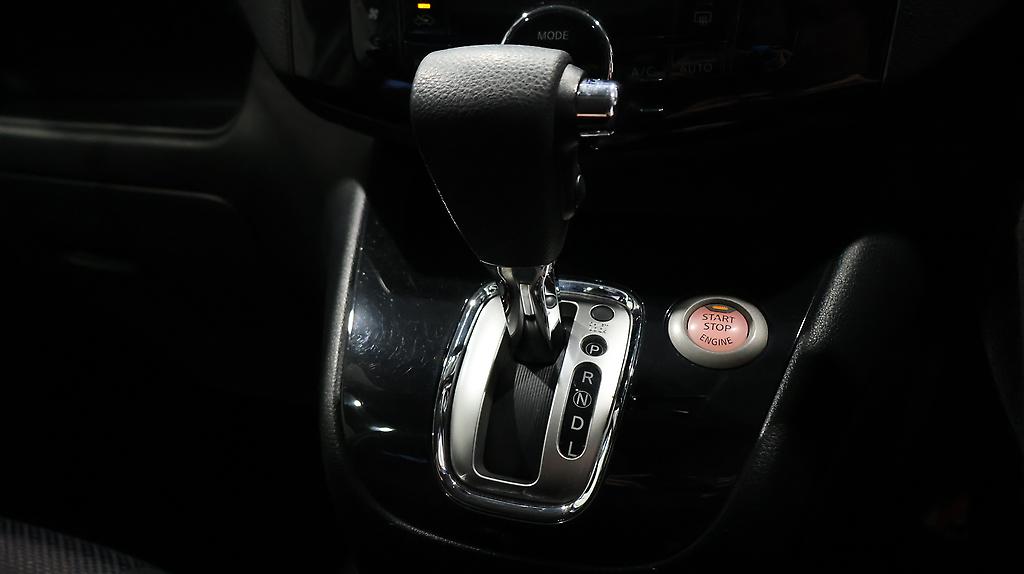 2013 Nissan Serena image 335800