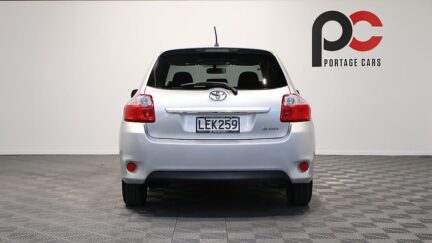 2012 Toyota Auris image 330824