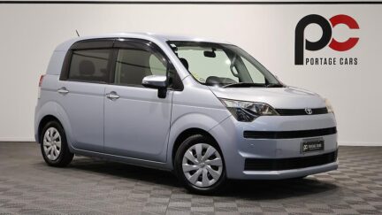 2013 Toyota Spade F Model image 336020