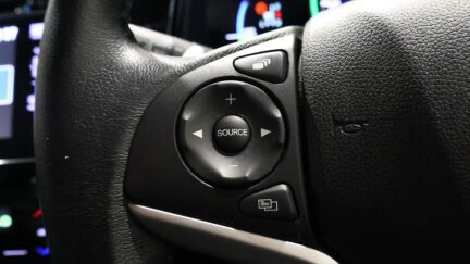 2015 Honda Shuttle Hybrid Z image 331350