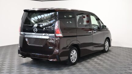 2016 Nissan Serena Hybrid Highway Star image 332287