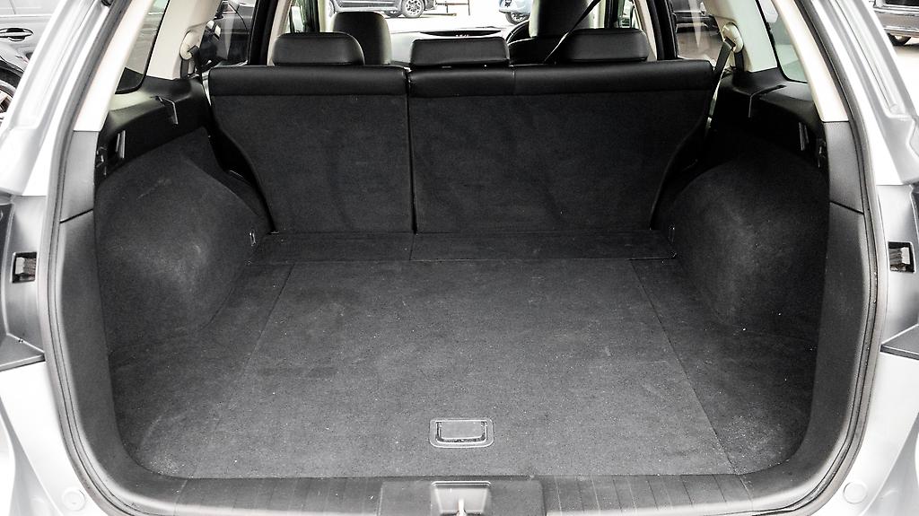 2013 Subaru Legacy TOURING WAGON Leather PKG image 331479