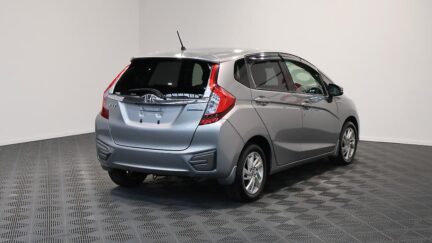 2013 Honda Fit Hybrid L Package, Cruise Control image 334346