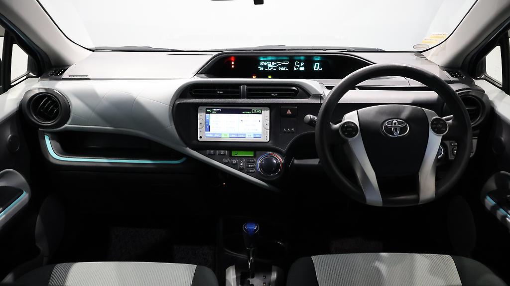 2013 Toyota Aqua S Model – Push Button Start – Reverse Camera image 336097