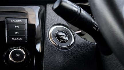 2021 Nissan X-trail ST 2.5P/4WD/ NZ NEW image 331153