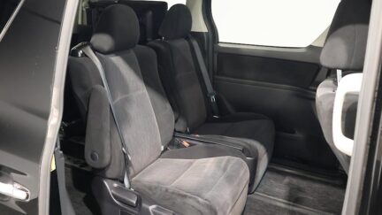2013 Toyota Vellfire 2.4Z image 335528