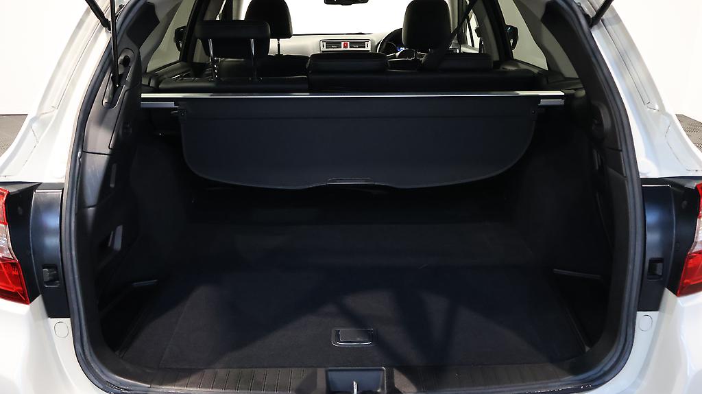 2015 Subaru Outback Limited with leather and cruise control image 332096