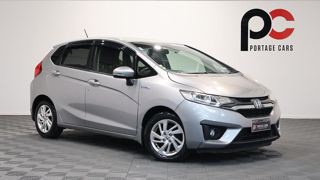2013 Honda Fit Hybrid L Package, Cruise Control image 334342