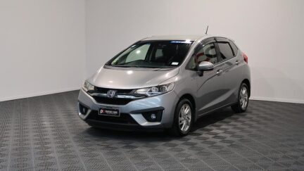 2013 Honda Fit Hybrid L Package, Cruise Control image 334345