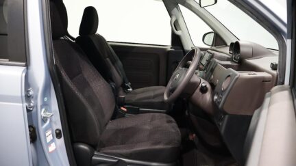 2013 Toyota Spade F Model image 336030