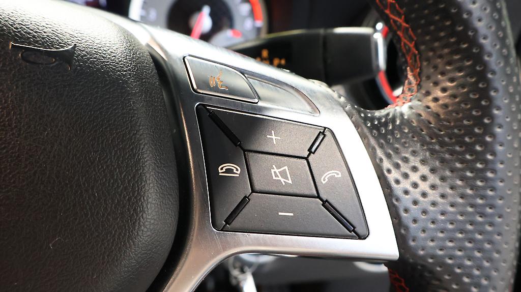 2014 Mercedes-benz A 250 Sports  AMG Low KMS image 331972