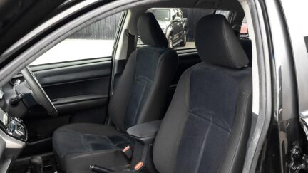 2013 Toyota Corolla Fielder Hybrid F Push start image 331216