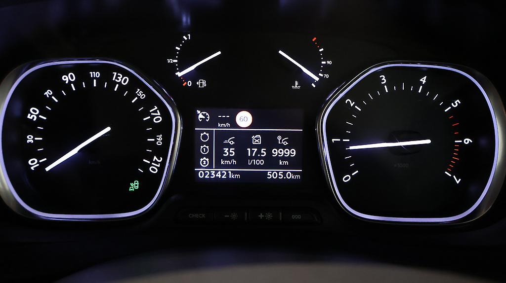 2023 Peugeot Expert MWB 2.0DT/8AT image 335074
