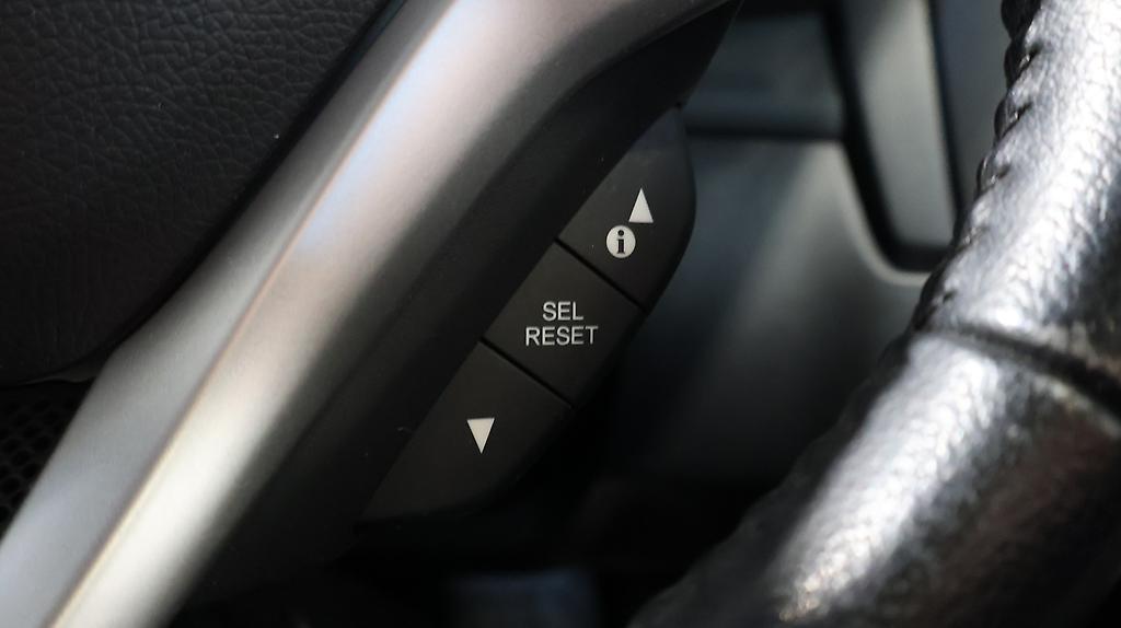 2014 Honda Fit Hybrid image 330974