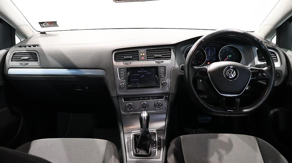 2014 Volkswagen Golf image 335255