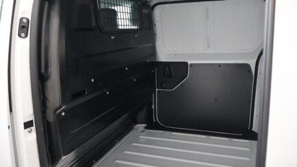2023 Peugeot Expert MWB 2.0DT/8AT image 335071