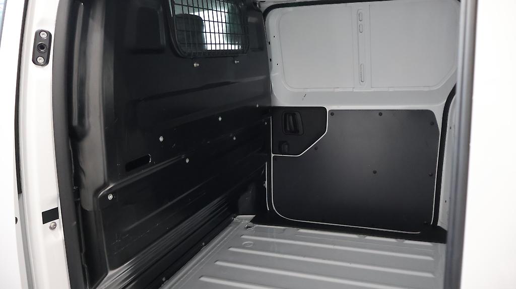 2023 Peugeot Expert MWB 2.0DT/8AT image 335071