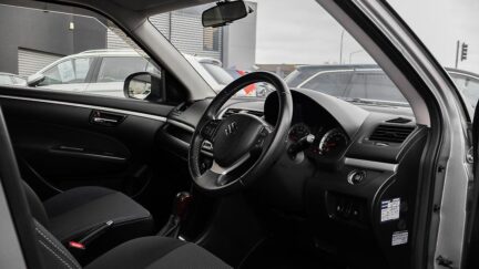 2013 Suzuki Swift Push start, Cruise control image 334422