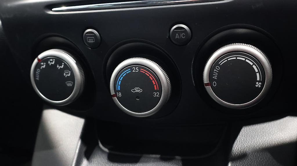 2012 Mazda Demio 13 Skyactiv image 336081