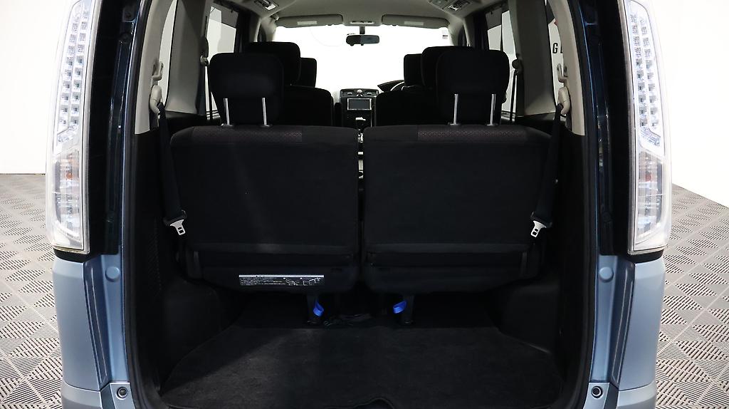 2013 Nissan Serena image 335789