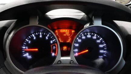 2010 Nissan Juke Comes with 24 month Warranty image 331824