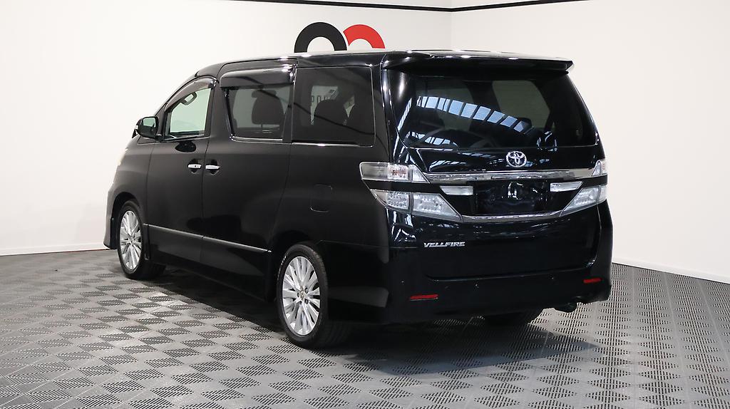 2013 Toyota Vellfire 2.4Z image 335089