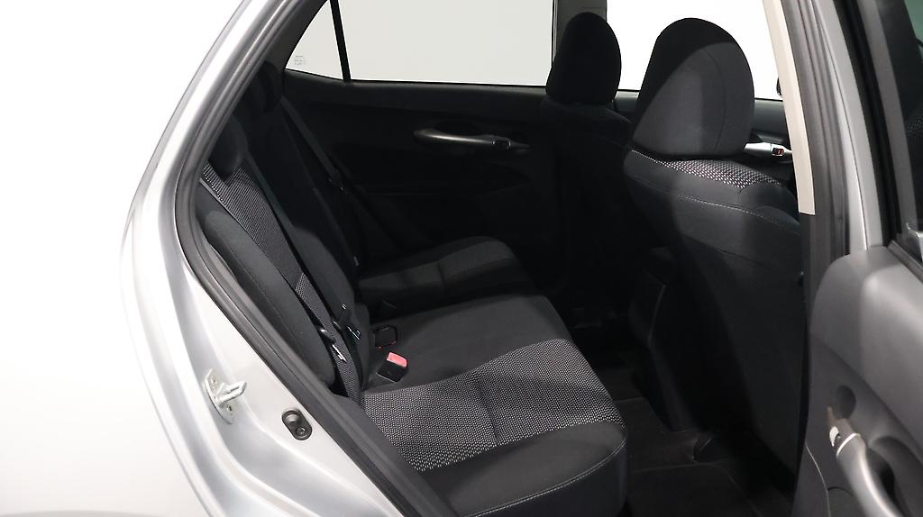 2012 Toyota Auris image 330828