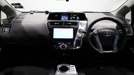 2018 Toyota Prius ALPHA image 335725