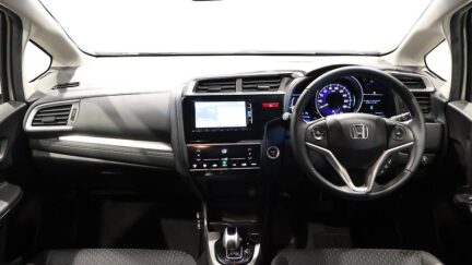 2015 Honda Fit Hybrid L Package image 331054