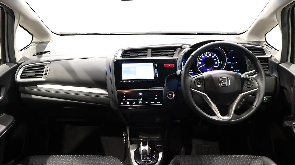 2015 Honda Fit Hybrid L Package image 331054