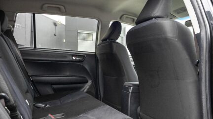 2013 Toyota Corolla Fielder Hybrid F Push start image 331209