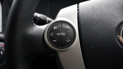 2012 Toyota Aqua G Hybrid image 335222